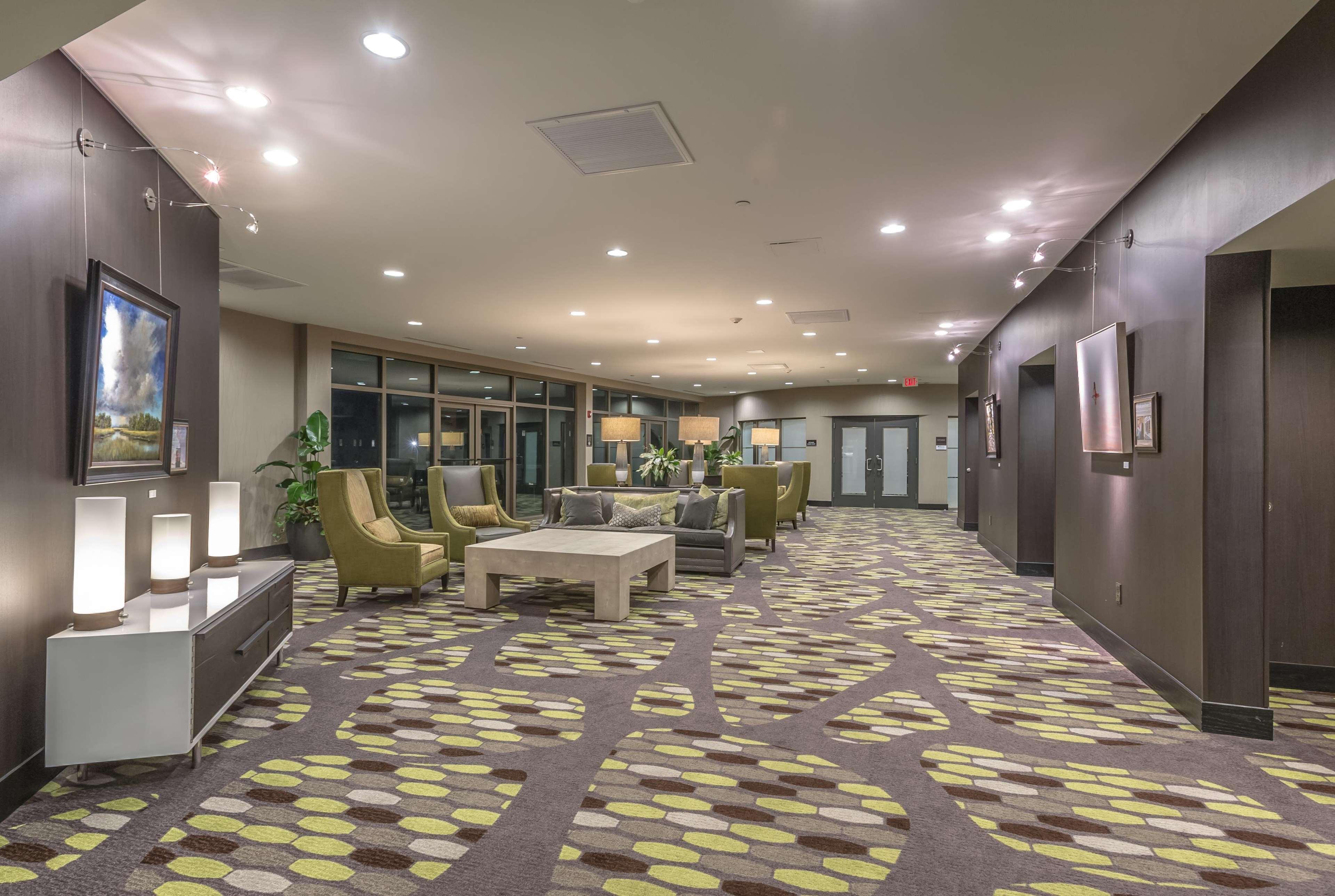Hilton Garden Inn Charleston Waterfront/Downtown Exteriör bild
