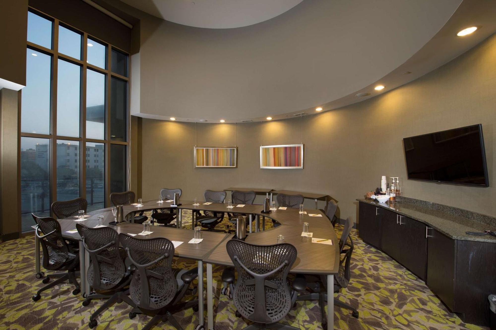 Hilton Garden Inn Charleston Waterfront/Downtown Exteriör bild